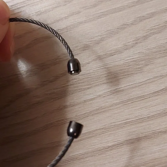 Black Cable Bracelet - Picture 3 of 3